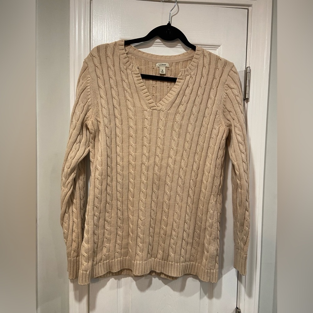 L.L. Bean Size M Tan Khaki Cotton Cable Knit V Neck Pullover Fisherman Sweater